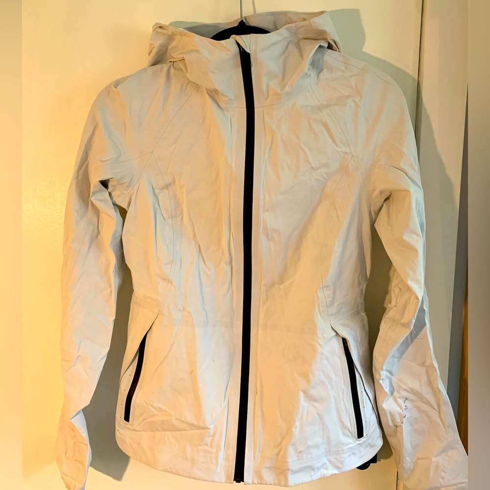 Lululemon running/cycling raincoat, size 2 (xs)